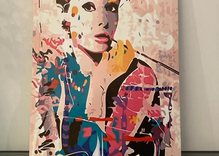 Urban Deluxe Downtown Buda