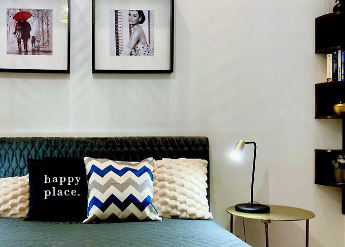 Urban Deluxe Downtown Buda Apartamento *